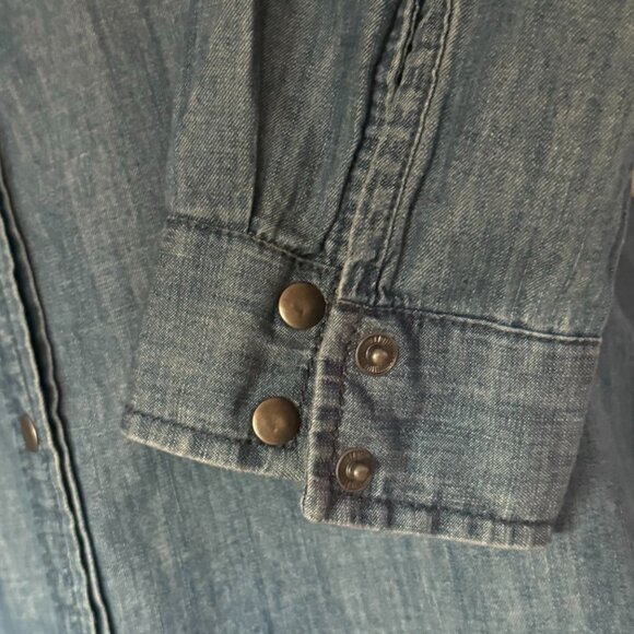 Liz Claiborne Petite Size PL Women Blue Denim Snap Front Shirt Long Sleeve Weste - Picture 6 of 16